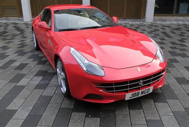 FERRARI FF 6.3 V12 F1 DCT 4WD